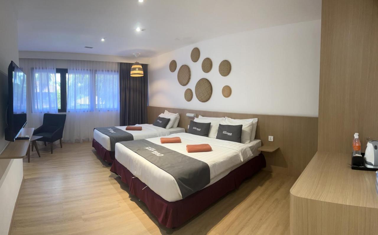 Pangkor Sandy Beach Resort Kampong Pasir Bogak Eksteriør billede