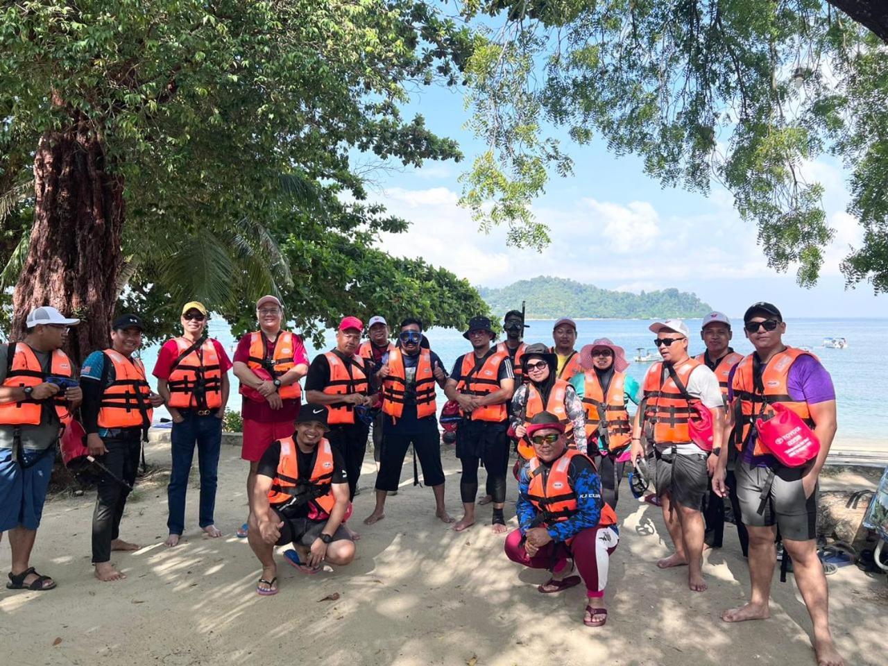 Pangkor Sandy Beach Resort Kampong Pasir Bogak Eksteriør billede