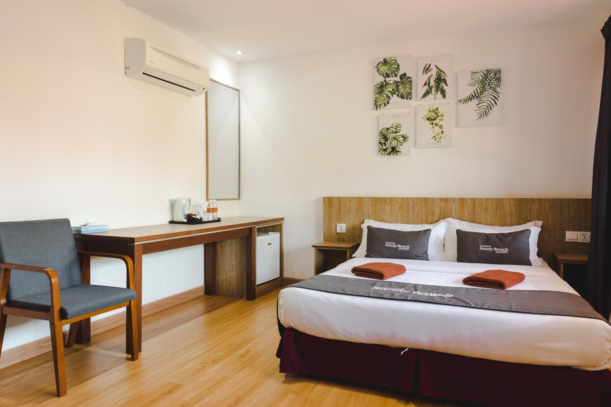 Pangkor Sandy Beach Resort Kampong Pasir Bogak Eksteriør billede